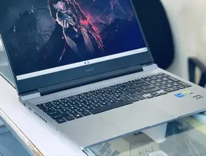 New Laptop HP Omen 16 16GB Intel Core i7 SSD 1T