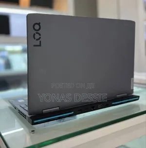 New Laptop Lenovo LOQ 15IRH8 16GB Intel Core I5 SSD 512GB