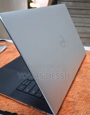 Photo - New Laptop Dell XPS 15 16GB Intel Core I7 SSD 512GB