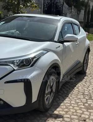 Toyota C-HR 2022 White
