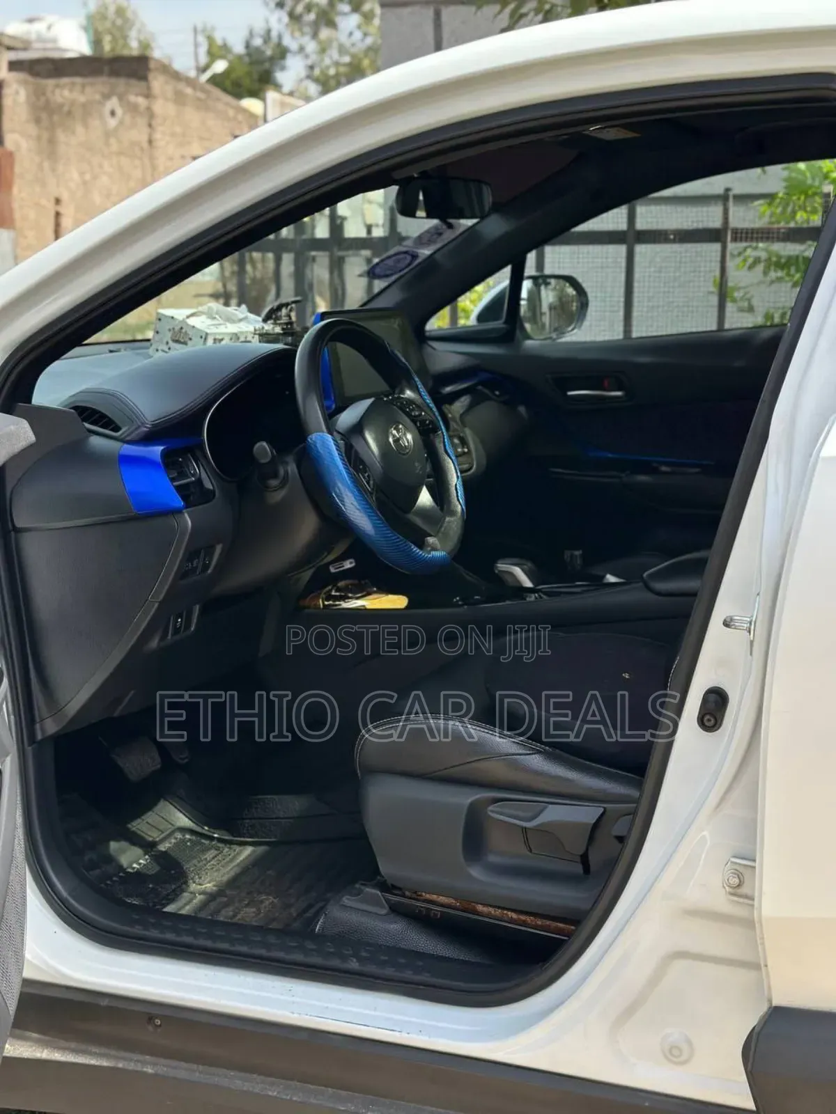 Toyota C-HR 2022 White