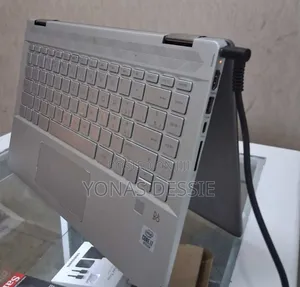 New Laptop HP Pavilion X360 8GB Intel Core I7 SSD 256GB