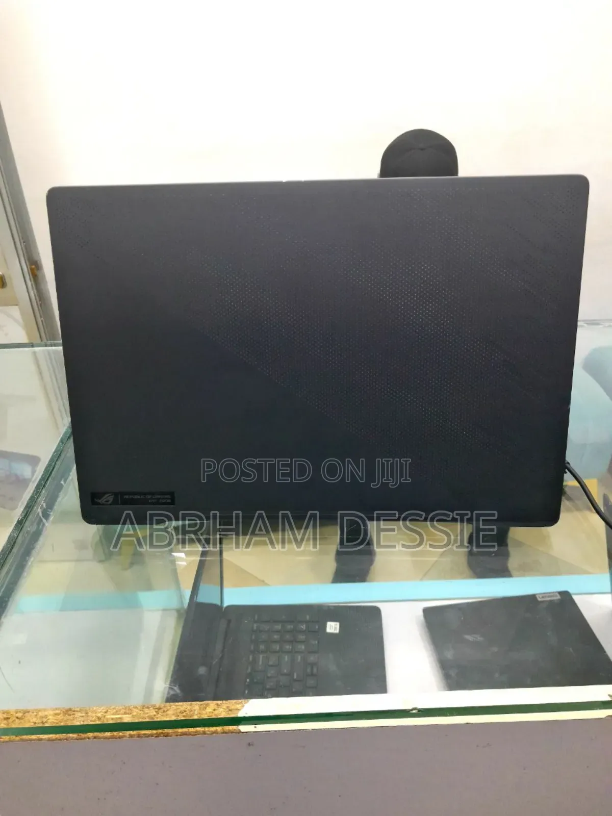 New Laptop Asus 16GB AMD Ryzen 9 SSD 1T