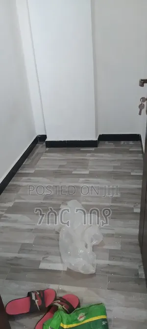 Furnished 3bdrm Condo in Ayat Ayer Menged, Yeka for rent