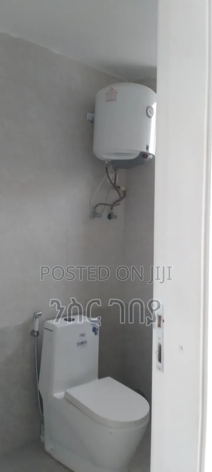 Furnished 3bdrm Condo in Ayat 49, 40/60, Yeka for rent