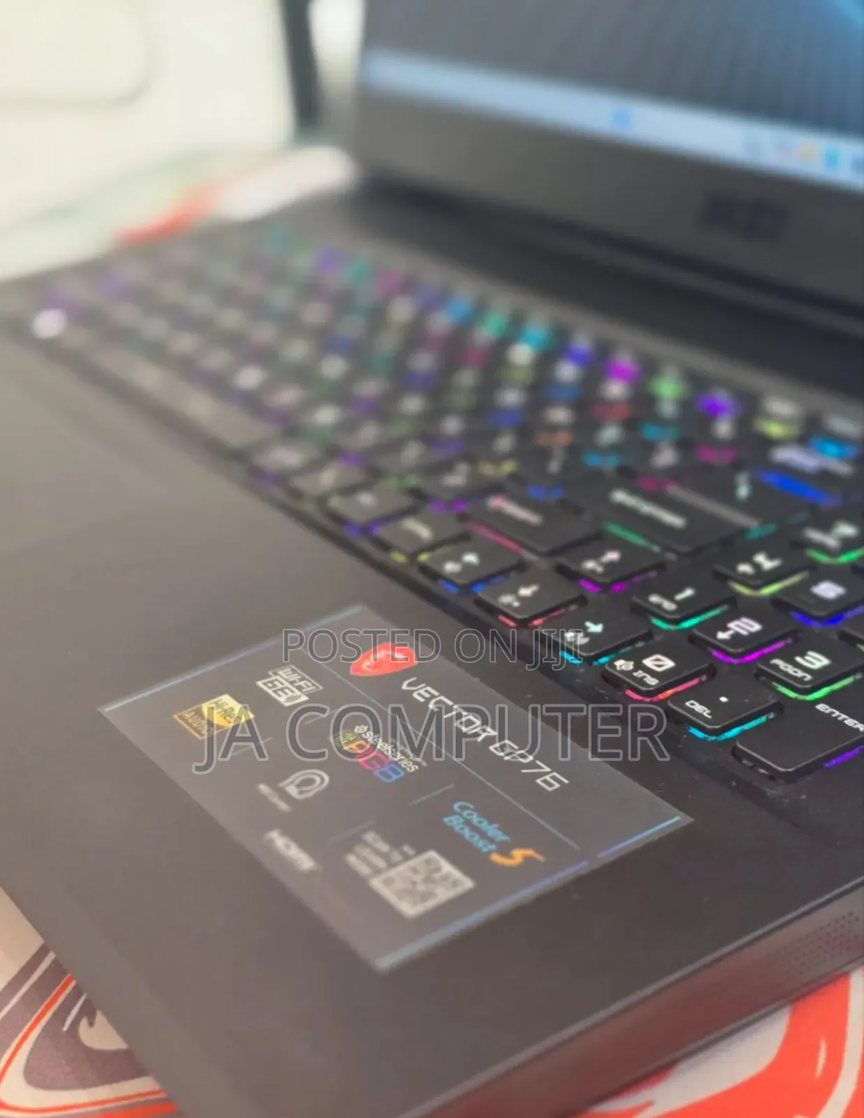 New Laptop MSI Vector GP68 HX 13V 32GB Intel Core I7 SSD 1T