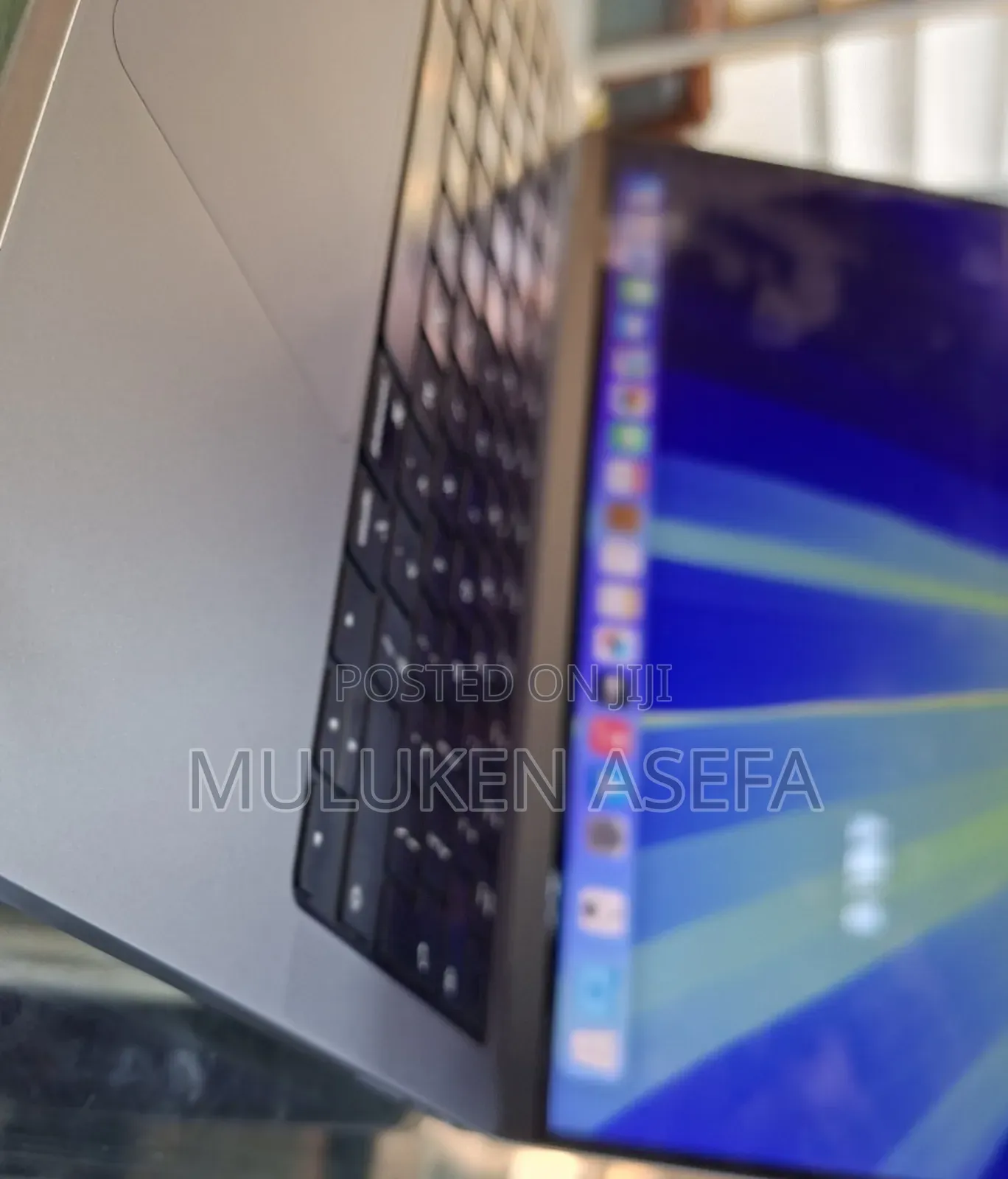 New Laptop Apple MacBook Pro 2021 M1 16GB Apple M1 Pro SSD 512GB