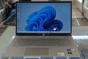 New Laptop HP Pavilion 15 16GB Intel Core I5 SSD 1T