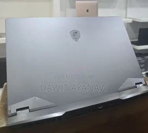New Laptop MSI Raider GE76 12UGS 16GB Intel Core I9 SSD 1T