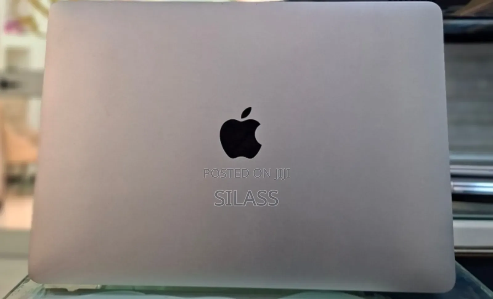 New Laptop Apple MacBook Pro 2019 8GB Intel Core I5 SSD 256GB