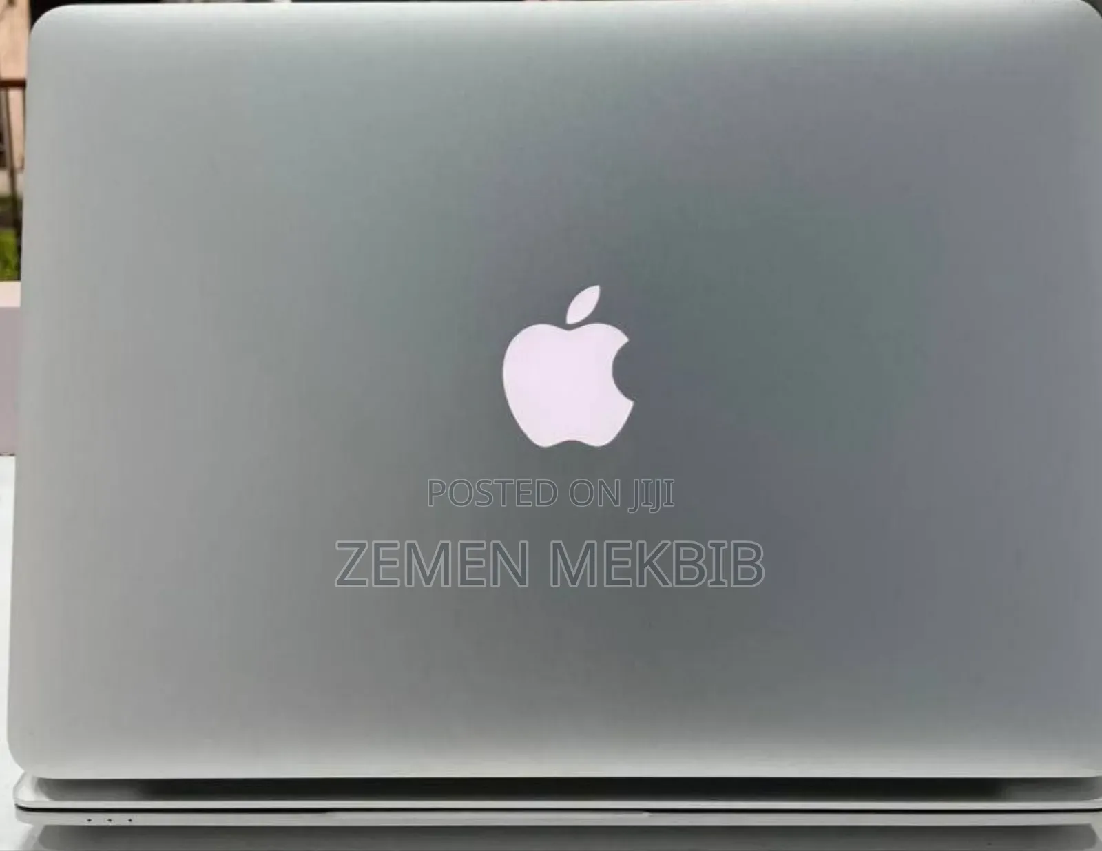 New Laptop Apple MacBook Air 2017 8GB Intel Core I7 SSD 256GB