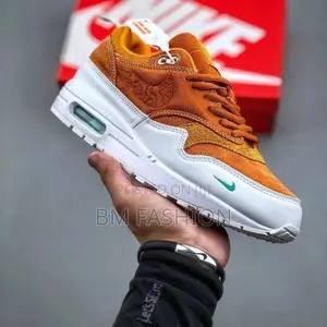 Photo - Air Max 1 WMNS Men's Sneakers