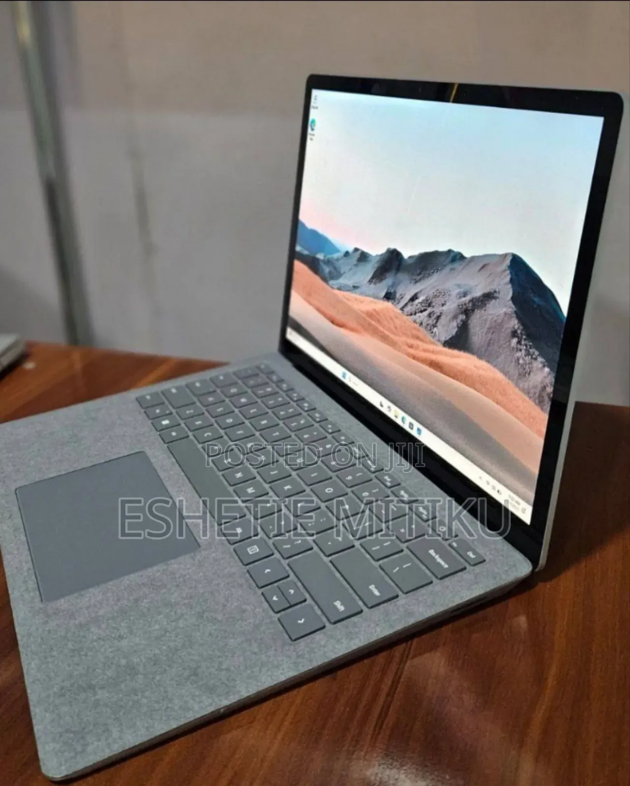 New Laptop Microsoft Surface 16GB Intel Core I7 SSD 512GB