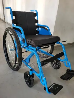 Europe Wheelchair並叠washable Padded Cushion Is Removable
