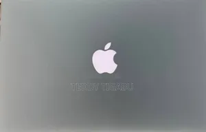 New Laptop Apple MacBook Air 2017 8GB Intel Core I7 SSD 256GB