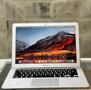 New Laptop Apple MacBook Air 2017 8GB Intel Core I7 SSD 256GB