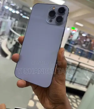 Photo - New Apple iPhone 13 Pro Max 256 GB