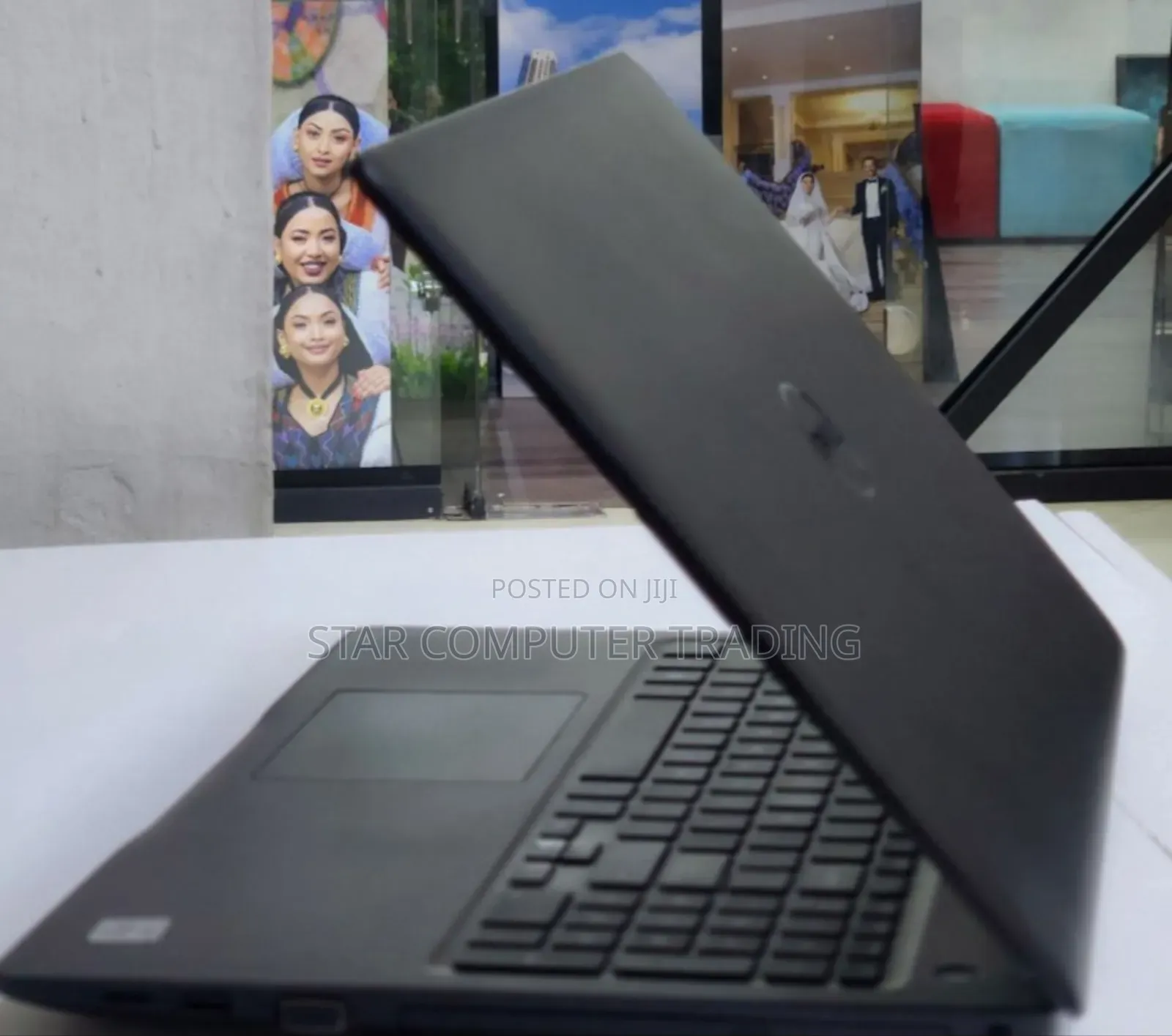 New Laptop Dell Vostro 15 3568 8GB Intel Core I5 SSD 512GB