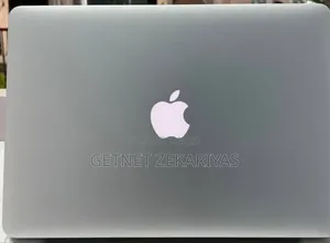 New Laptop Apple MacBook Air 2017 8GB Intel Core I7 SSD 256GB