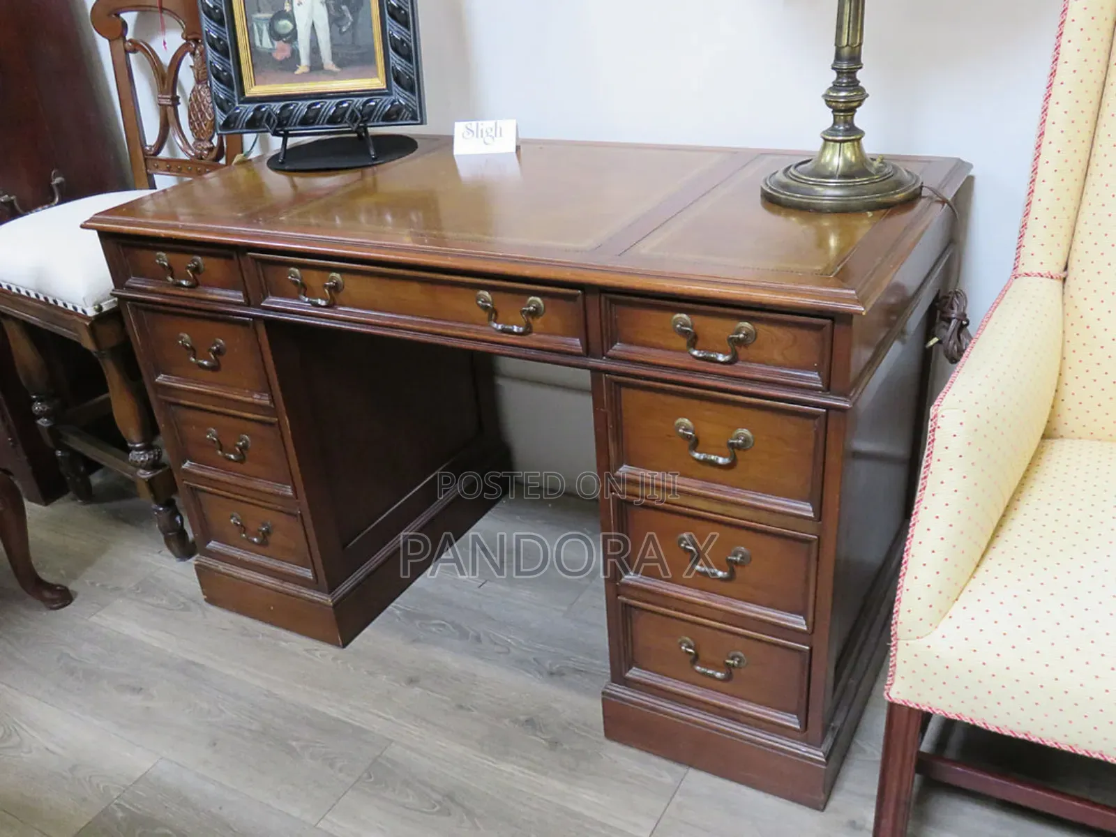 Gojo Wow ፈርኒቸርስ