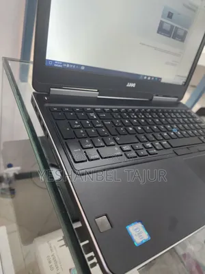 New Laptop Dell 16GB Intel Core I7 SSD 512GB