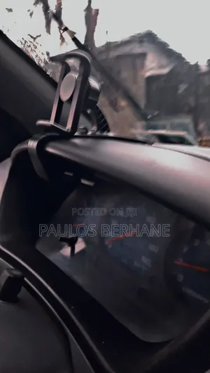 Photo - Car Phone Holder