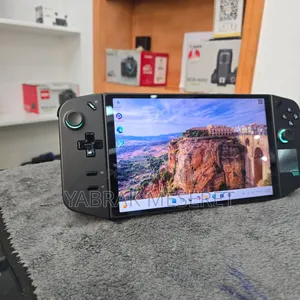 Photo - New Laptop Lenovo 16GB Intel Core I7 SSD 1T