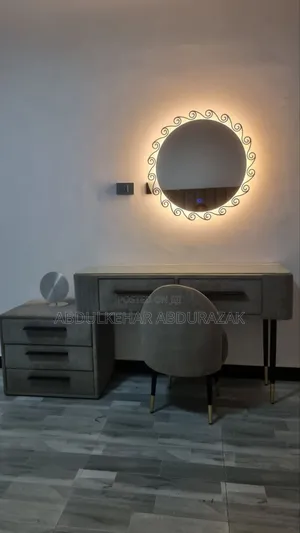 Photo - Dressing Table