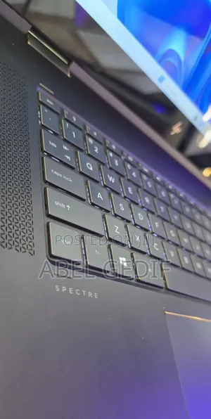 New Laptop HP Spectre X360 15 16GB Intel Core I7 SSD 512GB