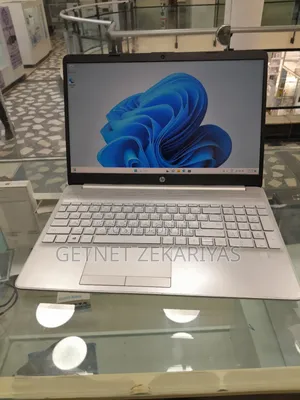 New Laptop HP Stream Notebook 8GB Intel Core I5 SSD 256GB