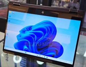 New Laptop HP Spectre X360 16GB Intel Core I7 SSD 512GB