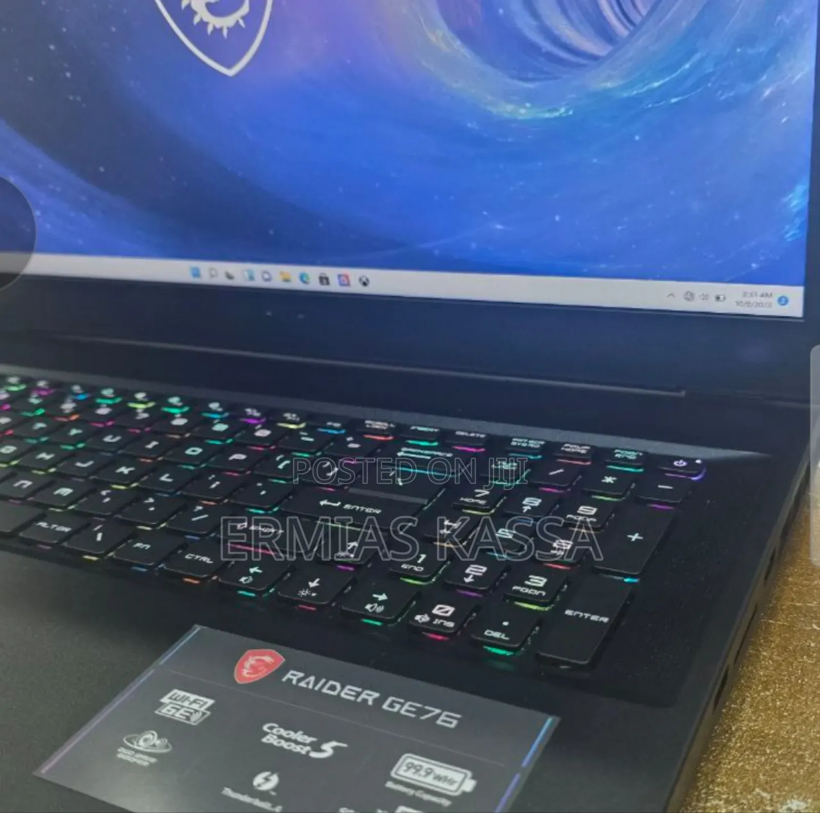 New Laptop MSI Raider GE76 12UGS 16GB Intel Core I7 SSD 1T