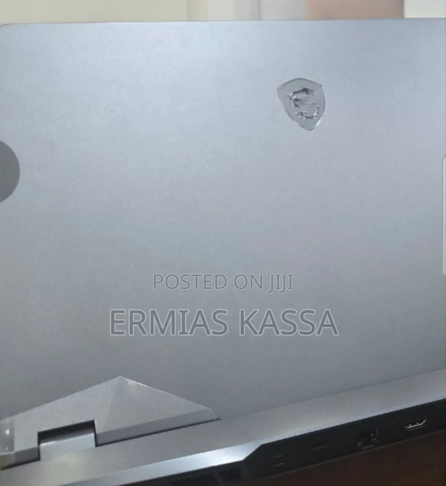 New Laptop MSI Raider GE76 12UGS 16GB Intel Core I7 SSD 1T