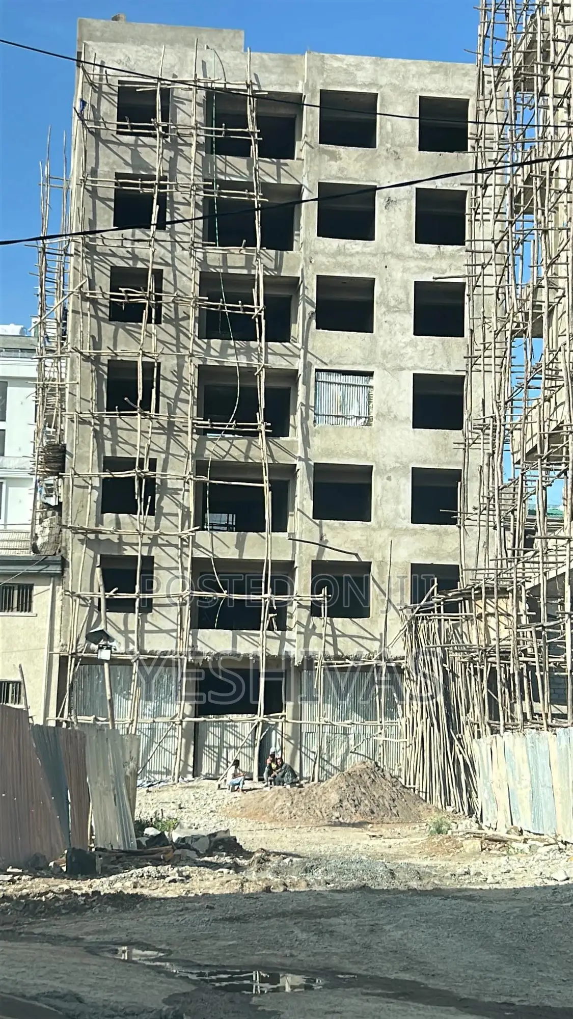 18bdrm Apartment in Bole for sale