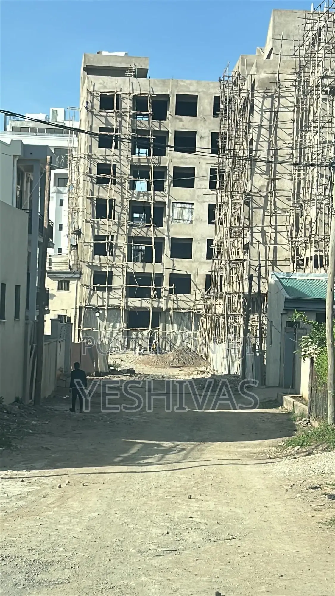 18bdrm Apartment in Bole for sale