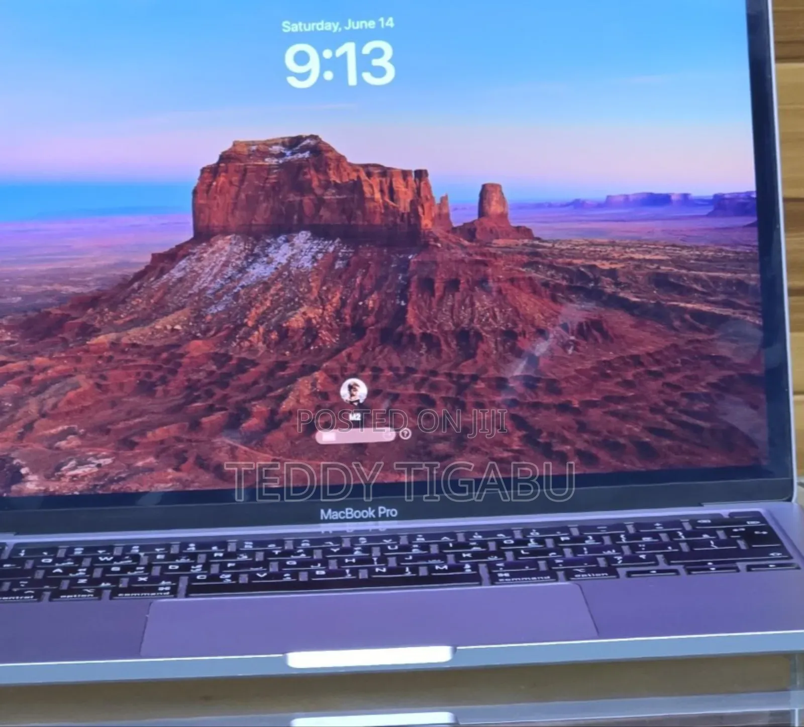 New Laptop Apple MacBook Pro 8GB Apple M2 SSD 256GB