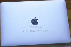 New Laptop Apple MacBook Pro 2022 M2 8GB Apple M2 SSD 256GB