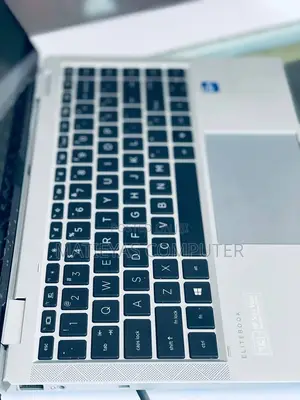 New Laptop HP EliteBook 1040 G8 16GB Intel Core I7 SSD 512GB