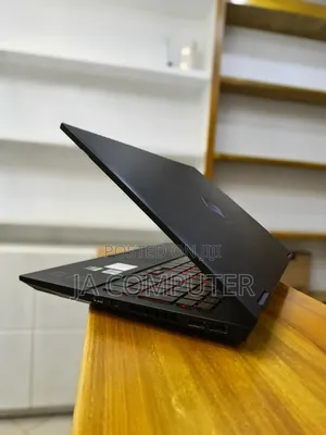 New Laptop HP Omen 15 16GB Intel Core I7 SSD 1T