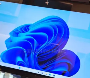 New Laptop HP Spectre X360 16GB Intel Core I7 SSD 512GB