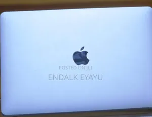 Photo - New Laptop Apple MacBook Pro 2022 M2 8GB Apple M2 SSD 256GB