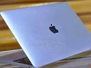 New Laptop Apple MacBook Pro 2022 M2 8GB Apple M2 SSD 256GB