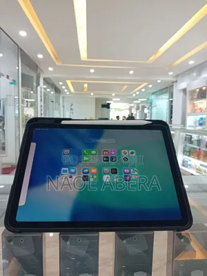 New Apple iPad Air 64 GB Black