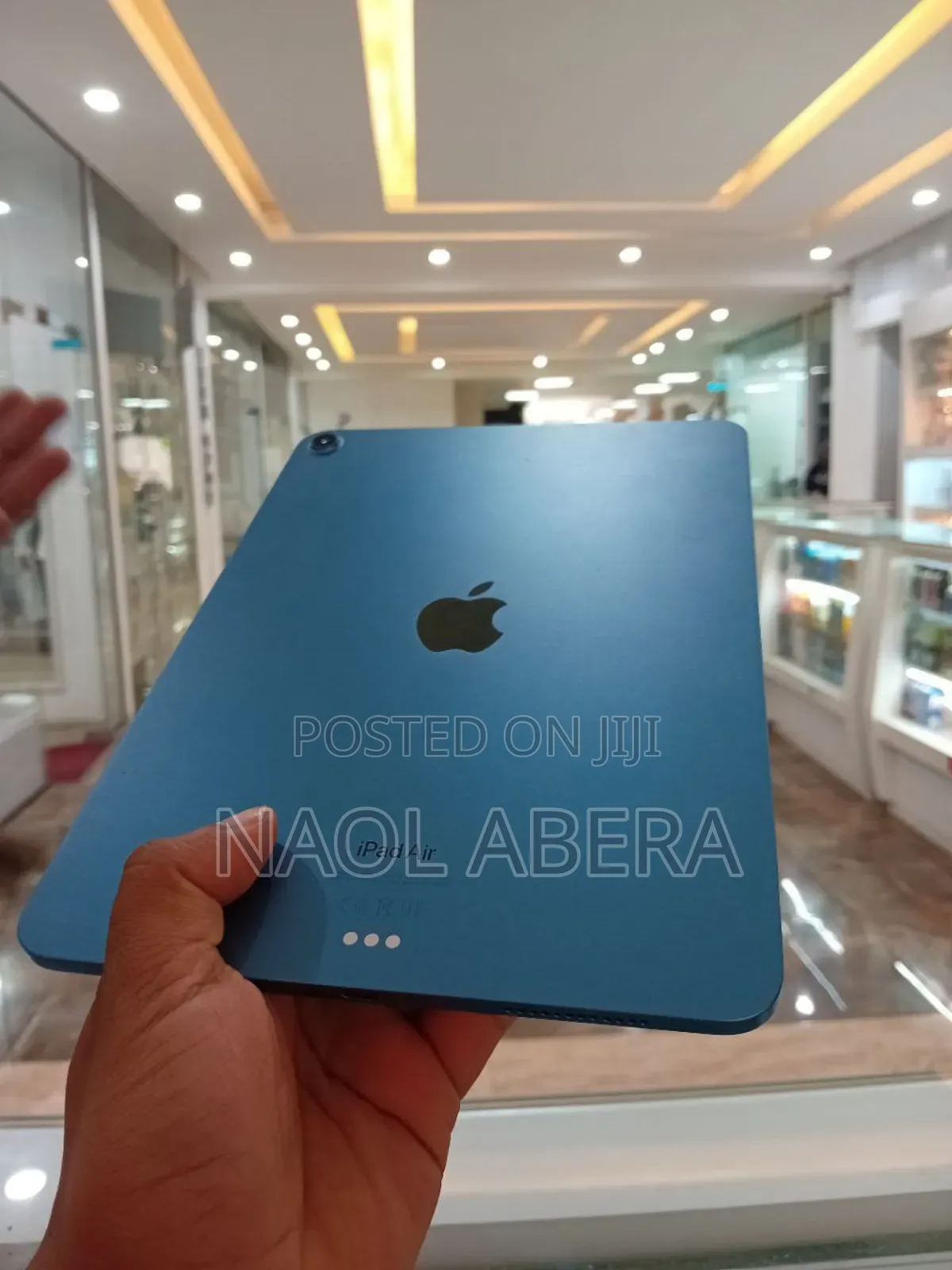 New Apple iPad Air 64 GB Black