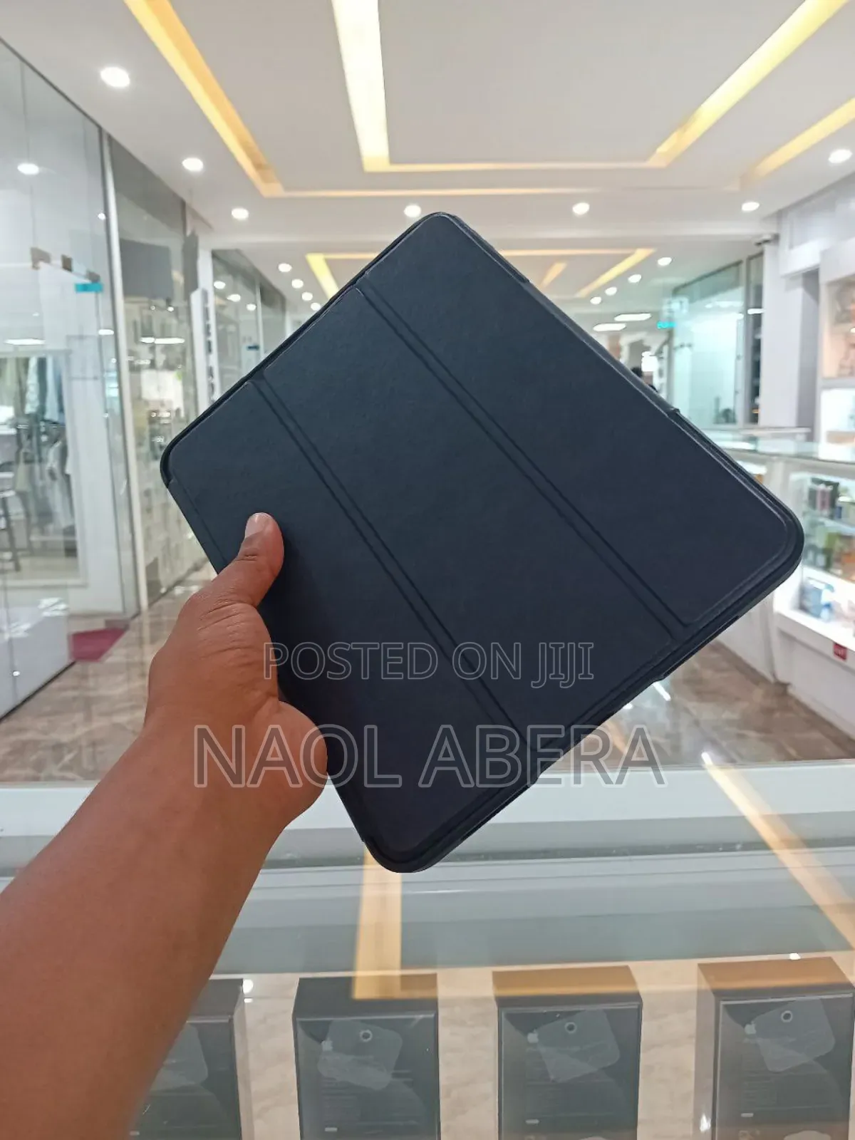 New Apple iPad Air 64 GB Black