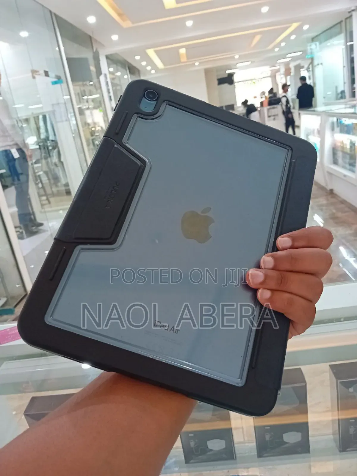 New Apple iPad Air 64 GB Black