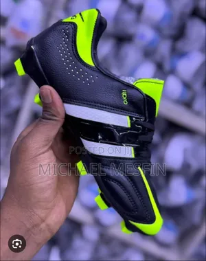 Photo - Mang Sports Shose