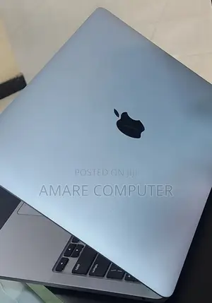 New Laptop Apple MacBook Pro 2022 M2 8GB Apple M2 SSD 256GB