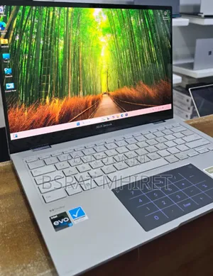 New Laptop Asus ZenBook 13 UX331UN 16GB Intel Core I7 SSD 1T