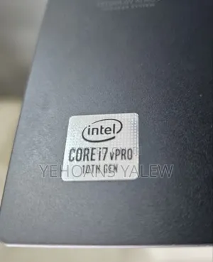 Photo - New Laptop Lenovo Thinkpad X1 Yoga 16GB Intel Core I7 SSD 512GB